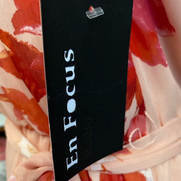 Enfocus Floral Chiffon dress 🌸🌺🌸 - Picture 8 of 10